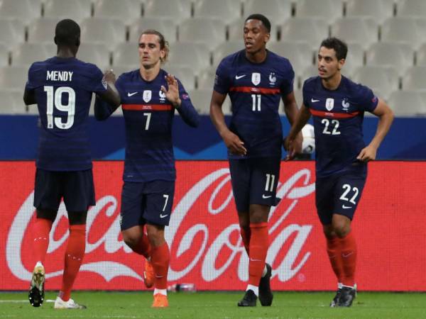 Tin bóng đá chiều 29/6: Tuyển Pháp cấm cửa WAGs tại Euro 2020