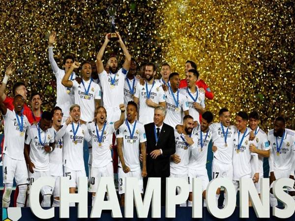 Tiền vệ Real Madrid - Sự Lịch Lãm, Tài Năng và Chắc Chắn 2